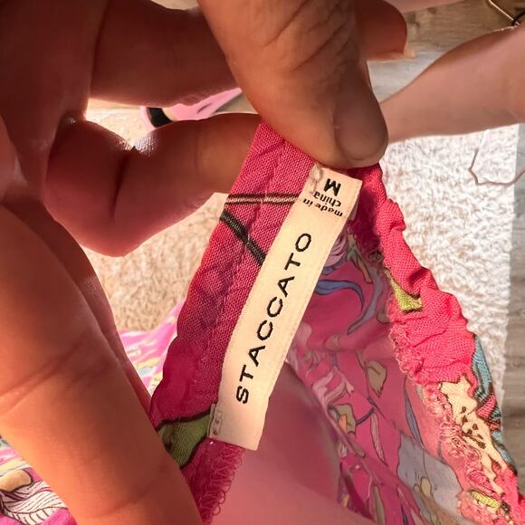 Staccato Women's Size M Flowy Floral Tie back floral top, flirty, romantic #3014 - Picture 7 of 7